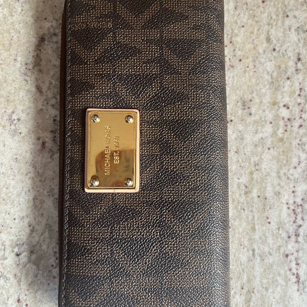 Michael Kors Dark Brown Wallet with Gold Plate